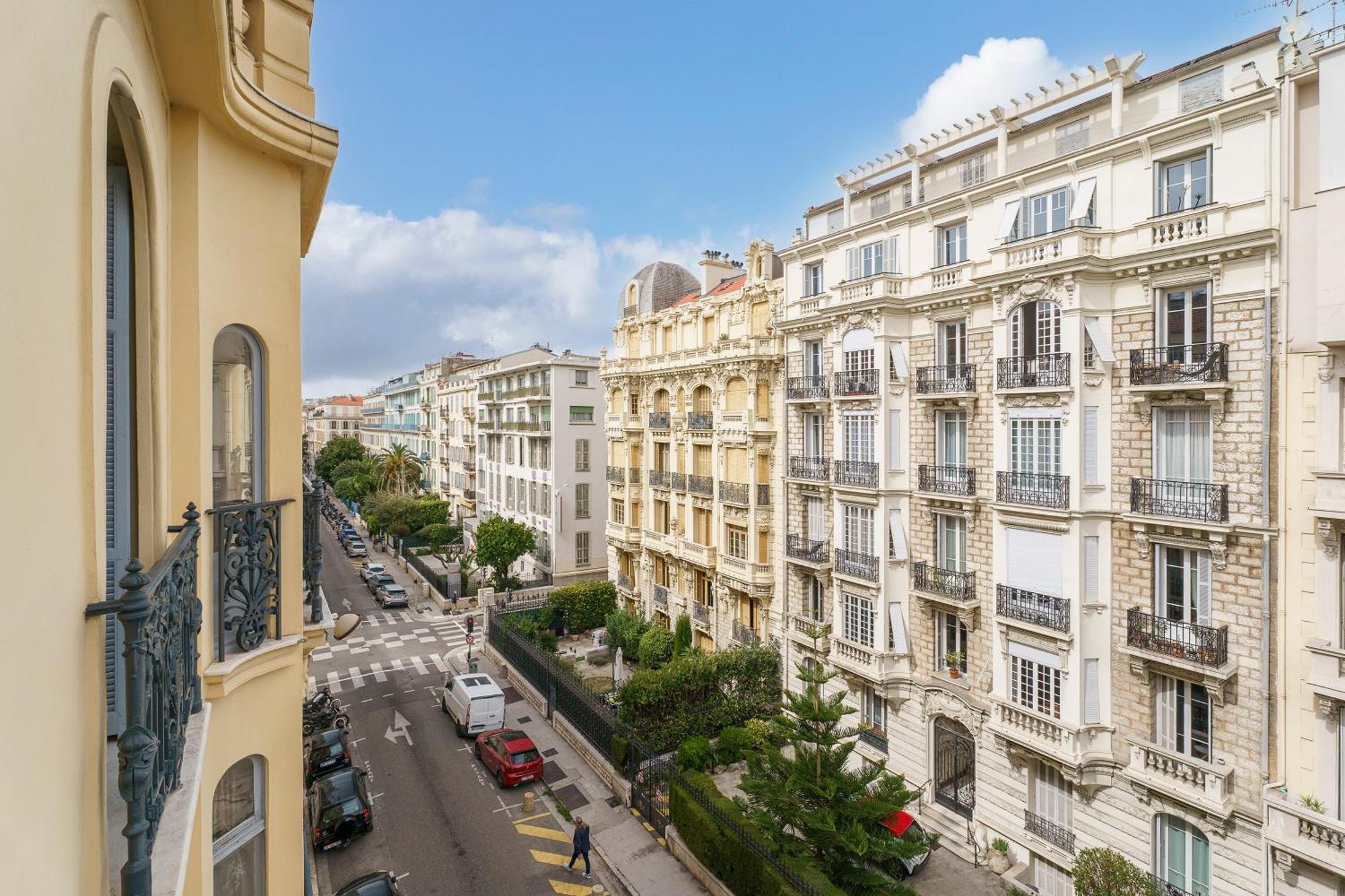 Renting - Foch - Luxury Bourgeois & Design At The Heart Of Apartamento